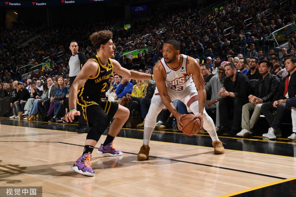 球员更多的 球员更多的